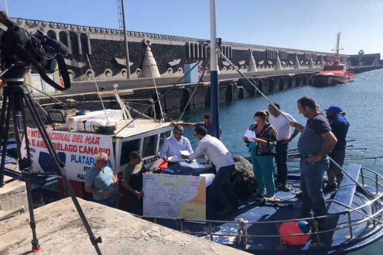 Acuerdo de la AHI y la Plataforma por el Mar Canario para la defensa del estatus de Plena Autonomía Interna en el Parlamento